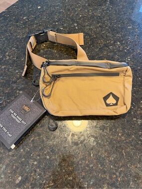 NWT HSD Tactical Fanny Pack Waterproof Fanny Belt Bag Pack with Adjustable Waist